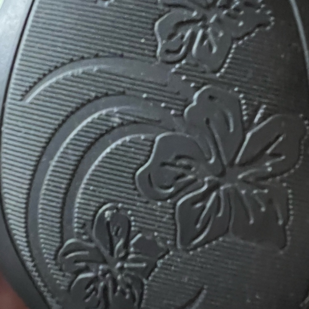 CL Laundry Black Women's Sandals with blocked heel - Picture 6 of 7